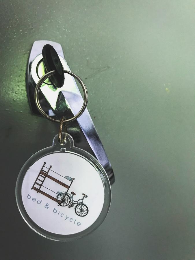 Bed & Bicycle Hostel Dehiwala-Mount Lavinia Ngoại thất bức ảnh