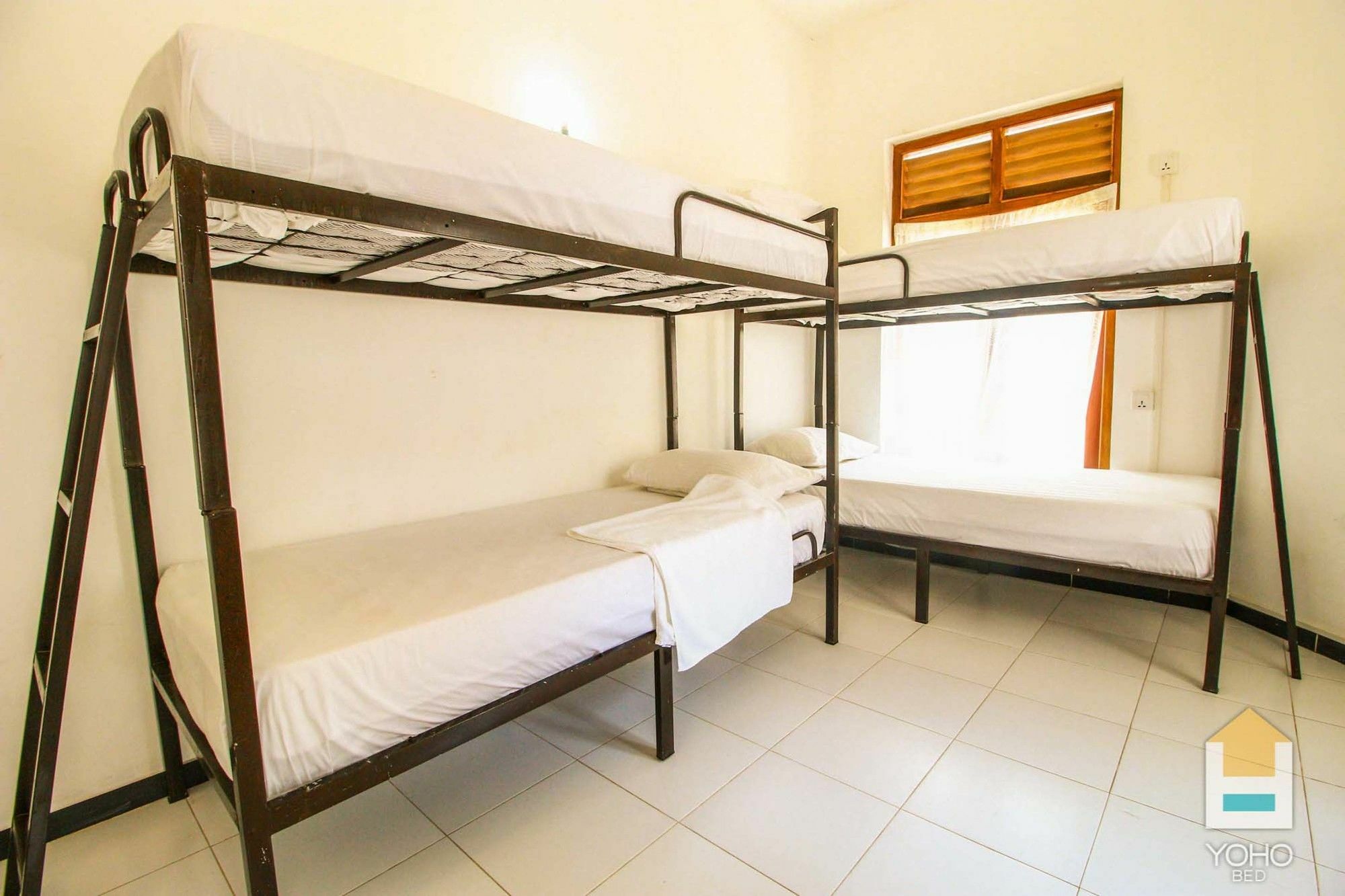 Bed & Bicycle Hostel Dehiwala-Mount Lavinia Ngoại thất bức ảnh